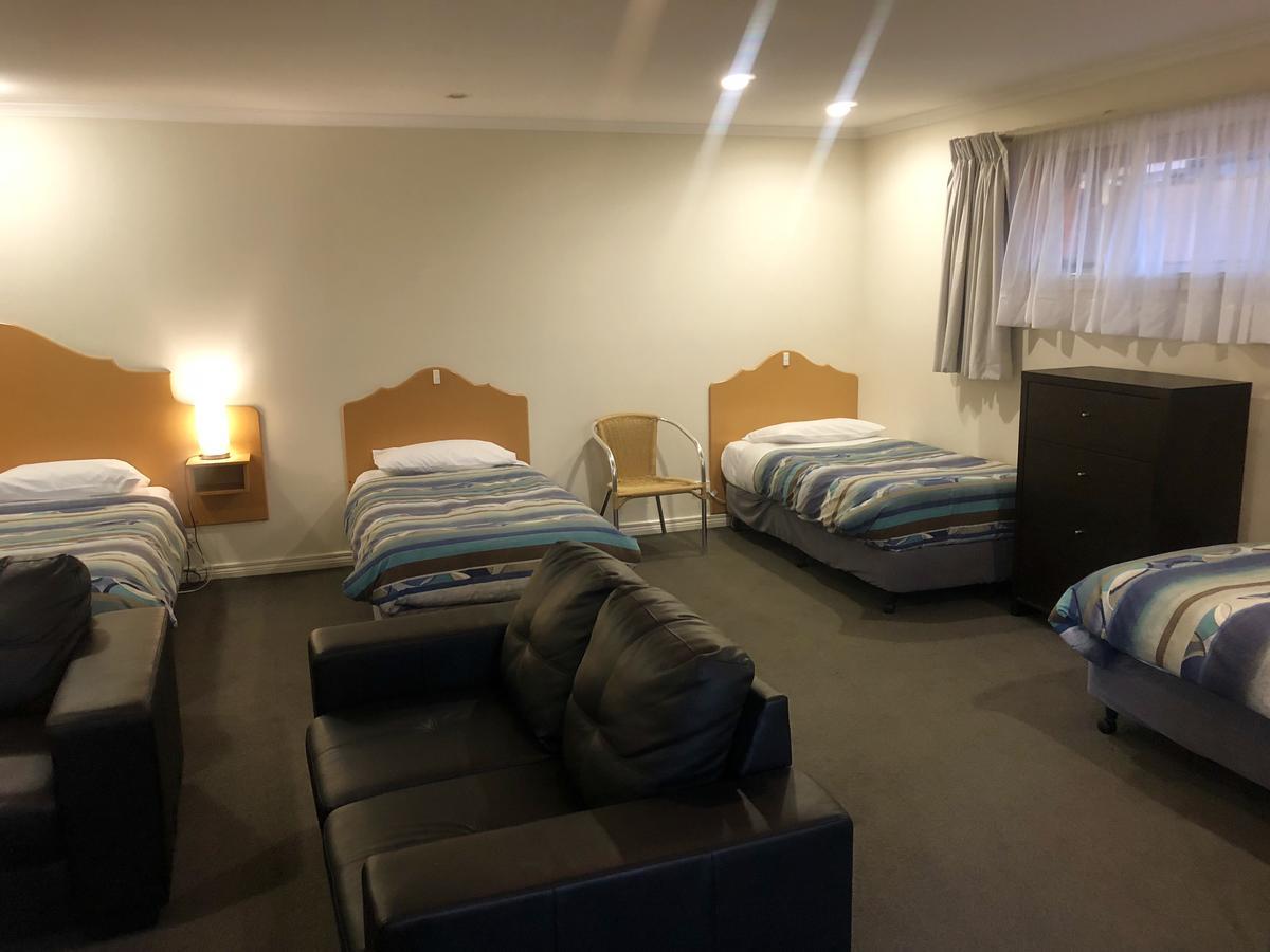 Sheffield Motor Inn Buitenkant foto